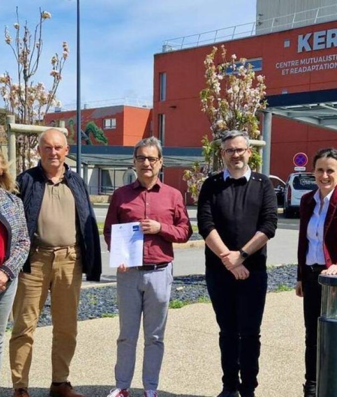 Las donaciones recaudadas durante la pandemia se donaron a Kerpape, un centro de rehabilitación en Morbihan