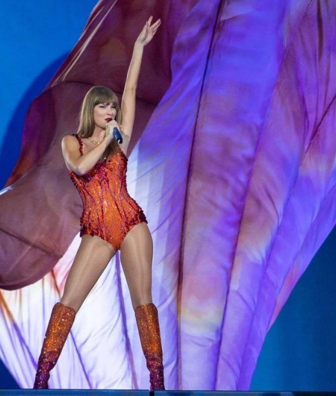 Taylor Swift: ¿qué nos pareció su primer concierto en el Paris La Défense Arena?