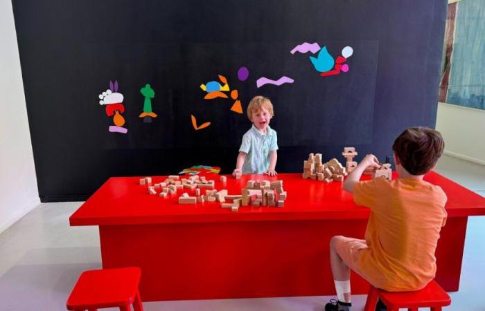 “¡Nos va a costar mucho sacarlos de este taller! »: en el Museo Céret, los niños se sumergen en el arte moderno