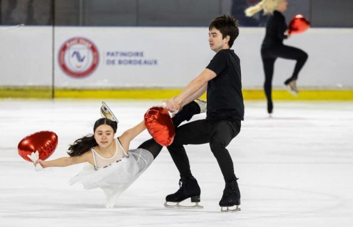 La pista de hielo de Mériadeck acoge durante cuatro días a la élite del ballet sobre hielo