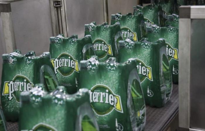 Gard. Nestlé destruye parte de su producción de Perrier “por precaución”