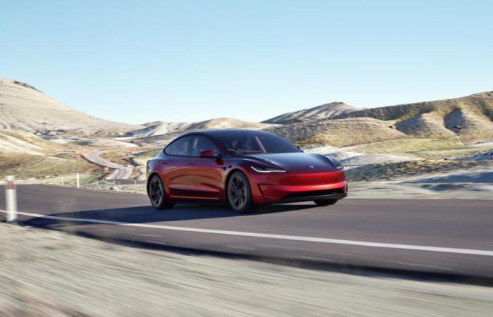Tesla Model 3 Performance: el sedán eléctrico recibe una nueva versión deportiva