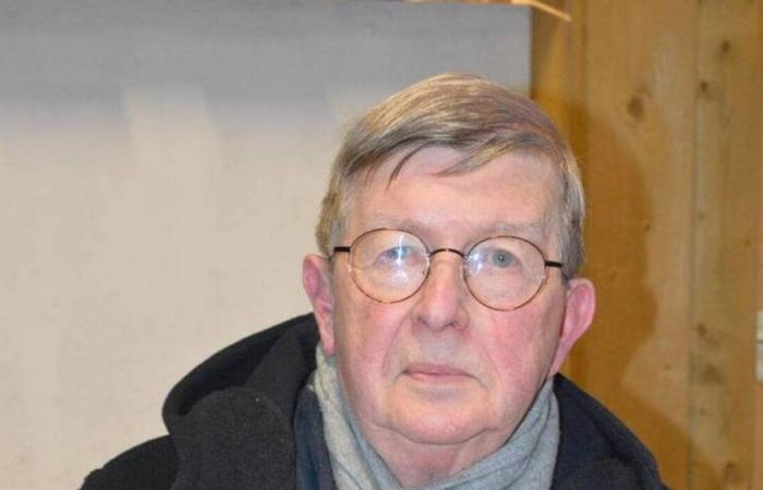 El ex alcalde de Moulins-la-Marche, Jean-Pierre Chevalier, murió en un accidente automovilístico