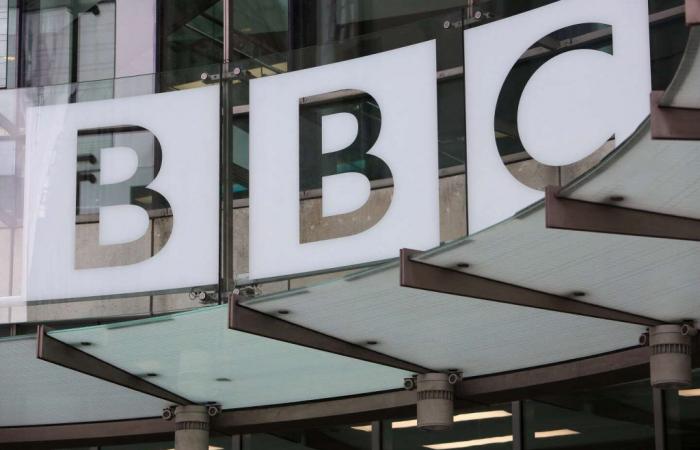 En Burkina Faso, la BBC y Voice of America suspendidas durante dos semanas