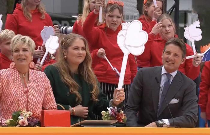 Toda la familia real holandesa para el Día del Rey en Emmen
