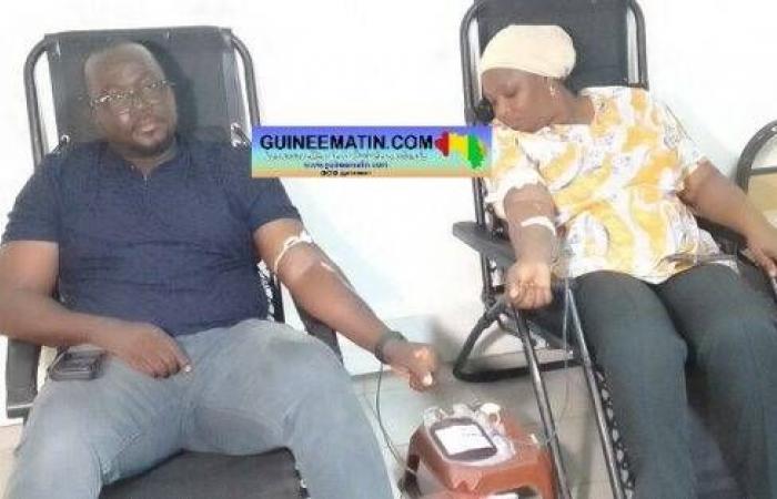 Conakry: los empleados de Orange Guinea donan sangre en la enfermería de Bellevue
