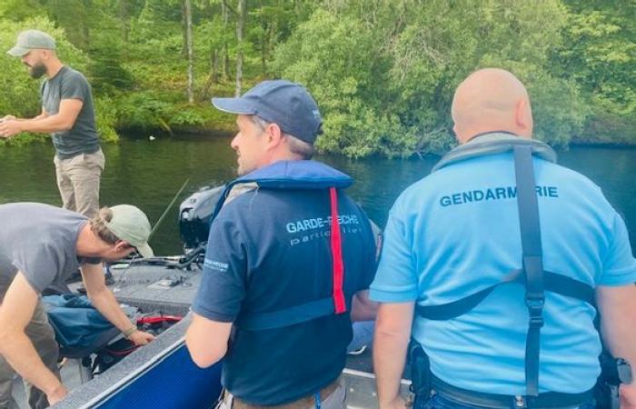 Por primera vez en Lemosín: operación de control de los pescadores en el lago Vassivière