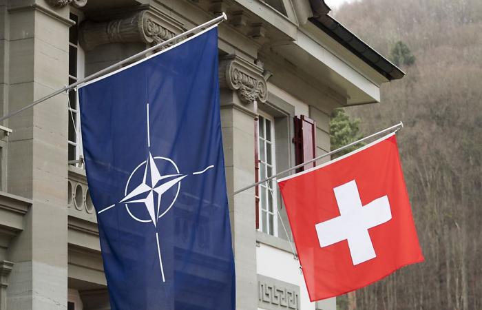 Suiza no debe participar en determinados ejercicios de la OTAN