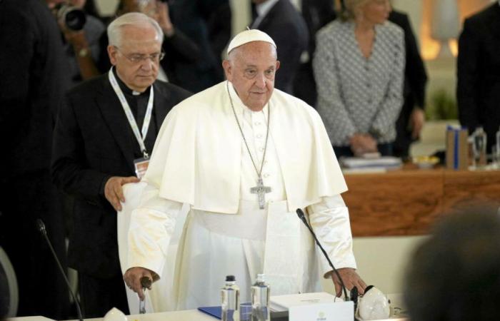 El Papa Francisco responde a un centenar de actores y humoristas
