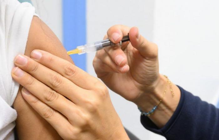 Una nueva campaña de vacunación en las universidades en septiembre.