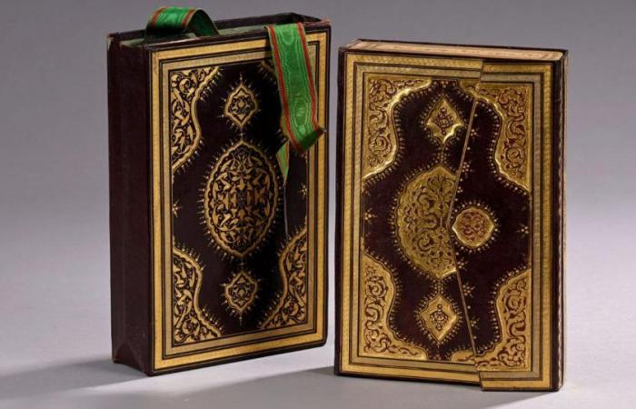 Récord de ventas de un Corán vendido por 730.000 euros en Lyon después de dormir en un ático durante décadas
