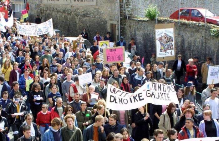 En 2002, más de 6.000 personas marcharon en Laval.