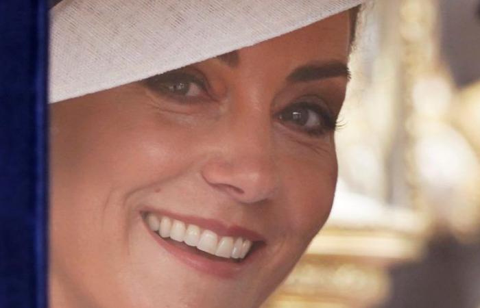Kate Middleton: Lächelnde Kate zeigt sich öffentlich en Londres