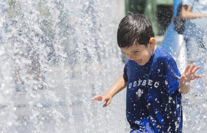 Apertura anticipada de piscinas: las ciudades se preparan para la ola de calor del martes