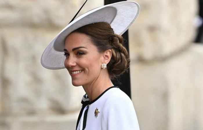 La princesa Kate hace su primera aparición pública desde el anuncio del cáncer