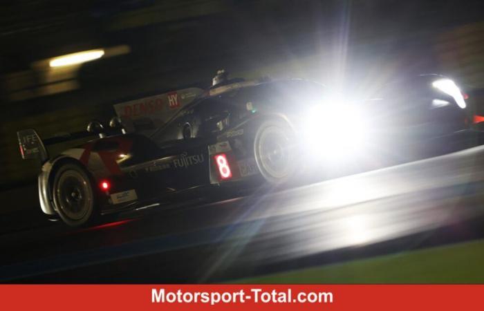 Toyota va a Ferrari-Strafe por la noche