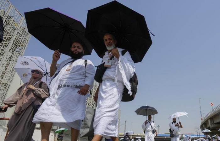 Eid: peregrinos musulmanes lapidan a Satán