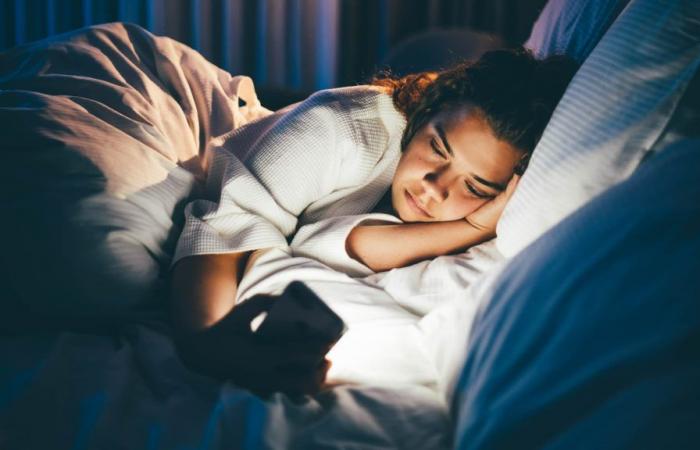 Modo nocturno en smartphones, ¿realmente tan efectivo?