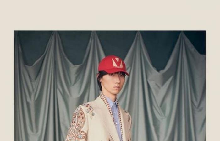 Entre fusión y elementos icónicos, cómo Alessandro Michele infunde su visión de la moda en Valentino