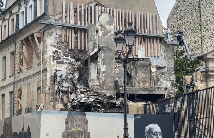 Un año después, la calle Saint-Jacques aún muestra las cicatrices de la explosión.