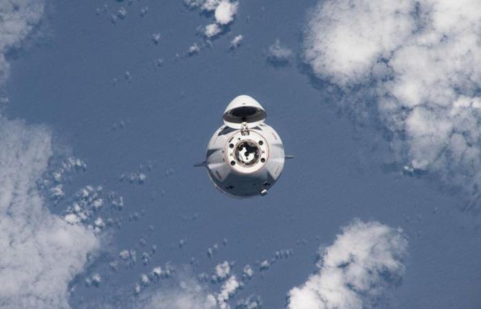 Un objeto espacial atraviesa el techo de su casa, una familia estadounidense exige más de 80.000 dólares a la NASA