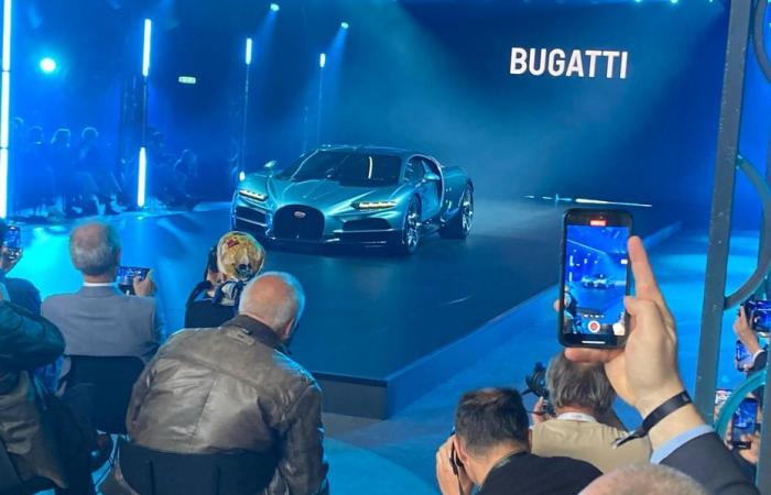 Bugatti presenta su nuevo coche de carreras, Tourbillon