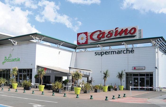 Auchan compra tiendas Casino en Córcega y conserva a todos sus empleados