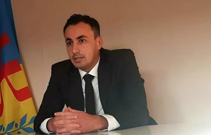 Entrevista. Aksel Bellabbaci, director del MAK: “Argelia es el hijo mal educado de Francia”