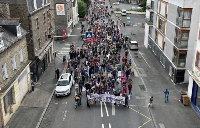 En Saint-Brieuc, 500 personas se manifiestan contra la extrema derecha