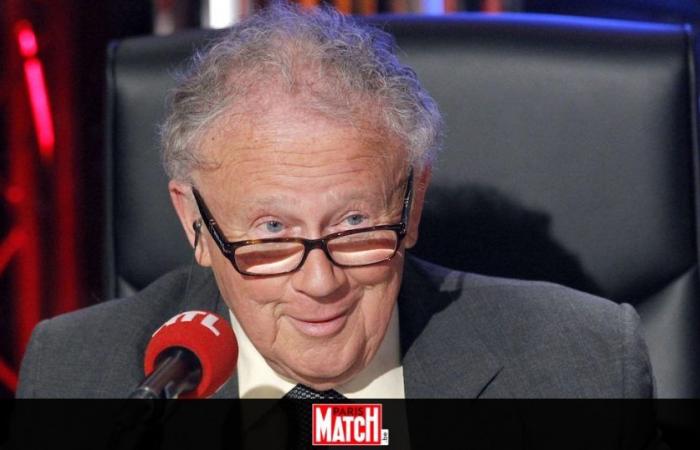 A los 94 años, Philippe Bouvard, rey de las ondas y padre de las “Grosses têtes”, se retira