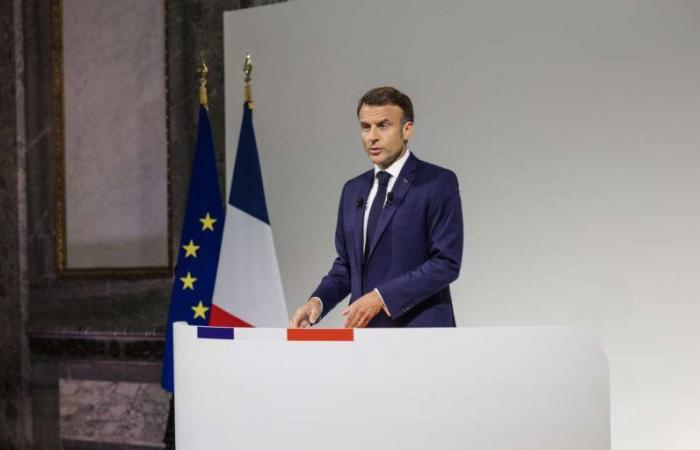 Emmanuel Macron cree que “la forma de gobernar debe cambiar profundamente”
