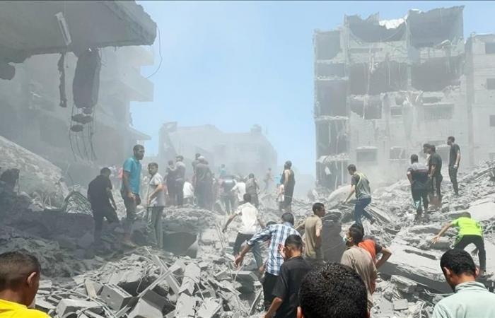 Muertos y heridos en ataques aéreos israelíes contra viviendas.