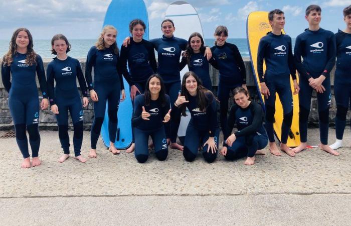 Los alumnos de Jean Vigo descubren Biarritz con una estancia de surf y medio ambiente