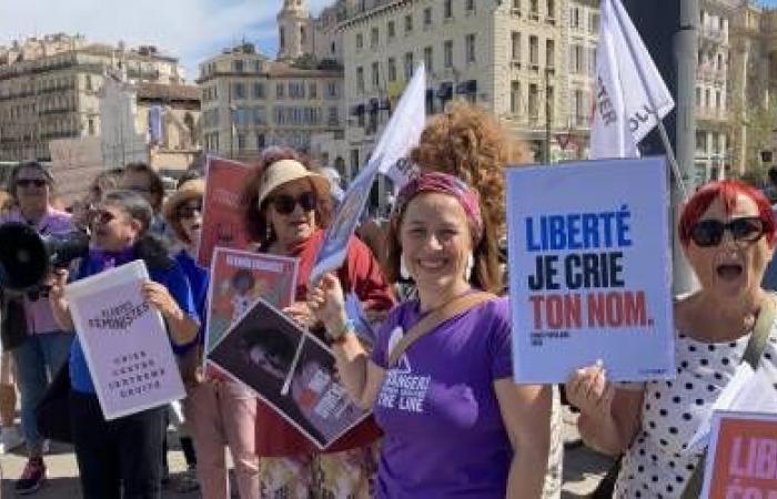 En Marsella, hacen sonar la alerta feminista para bloquear a RN