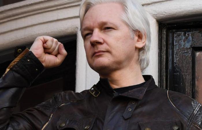 El principal revelador secreto Julian Assange es liberado después de 14 años