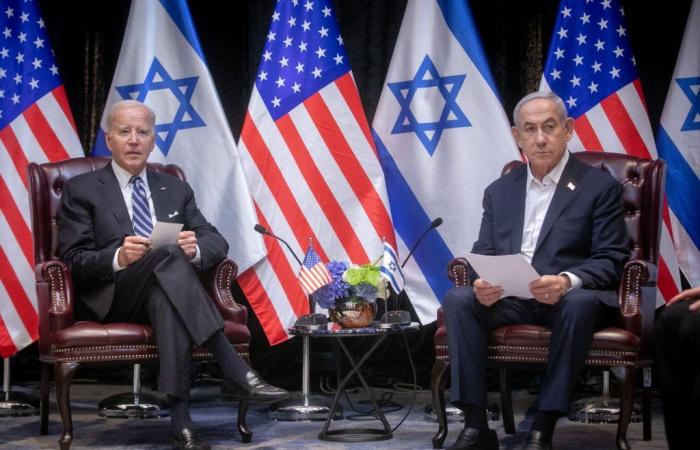 Funcionarios estadounidenses admiten desaceleración en los envíos de armas a Israel
