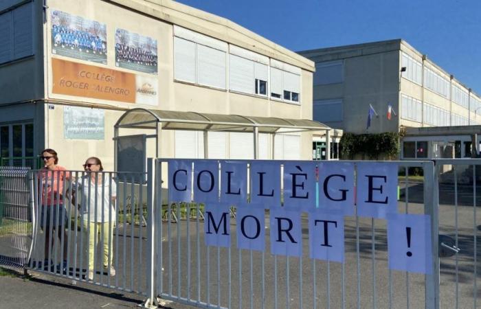 Exitosa operación de colegio muerto en Salengro, en Charleville-Mézières, para protestar contra su cierre