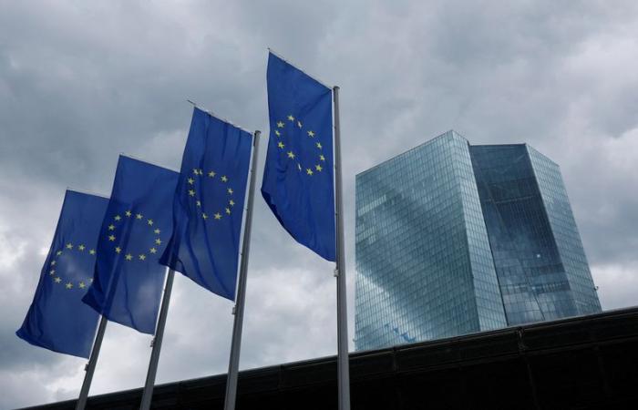 El BCE puede seguir bajando sus tipos, según dos investigadores