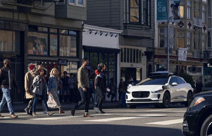 Waymo hace que su servicio de taxi robot sea accesible para todos en San Francisco