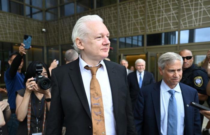 Misterioso donante ofrece casi 500.000 dólares en bitcoins a Julian Assange