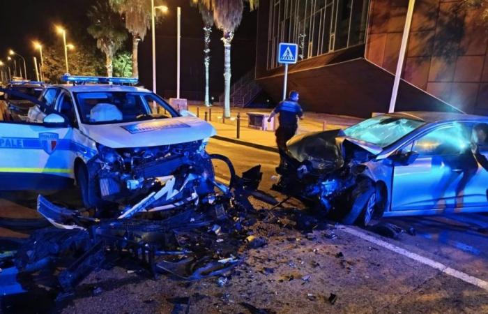 Tres policías municipales heridos tras una colisión en Cannes, el conductor huye