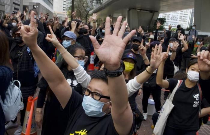 China amenaza con ejecutar a los promotores de la independencia, Taiwán emite una advertencia de viaje