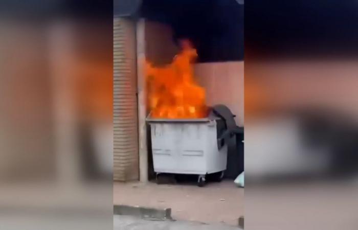 En Flandes, jóvenes filman un pequeño incendio de basura que destruye todo un complejo deportivo: tres detenidos