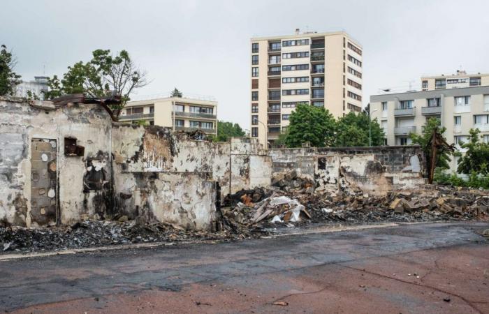 En Mée-sur-Seine, alrededor de las ruinas del centro comercial Croix-Blanche, “la vida de barrio se ha vaciado un poco de sentido”