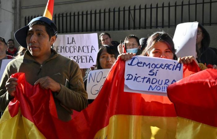 Los tres presuntos cabecillas del fallido golpe de Estado en Bolivia, puestos en prisión preventiva