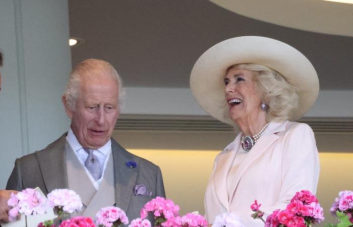 Camilla Parker Bowles: su gesto muy atrevido hacia Carlos III en la plaza de Buckingham
