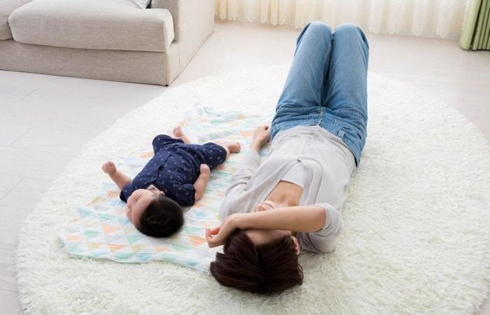 Las madres japonesas se sienten más aisladas que los hombres a la hora de criar a sus hijos