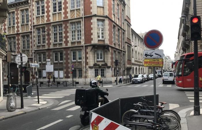 En esta calle de París, dulces espacios de aparcamiento y entrega “sin demora ni consulta”