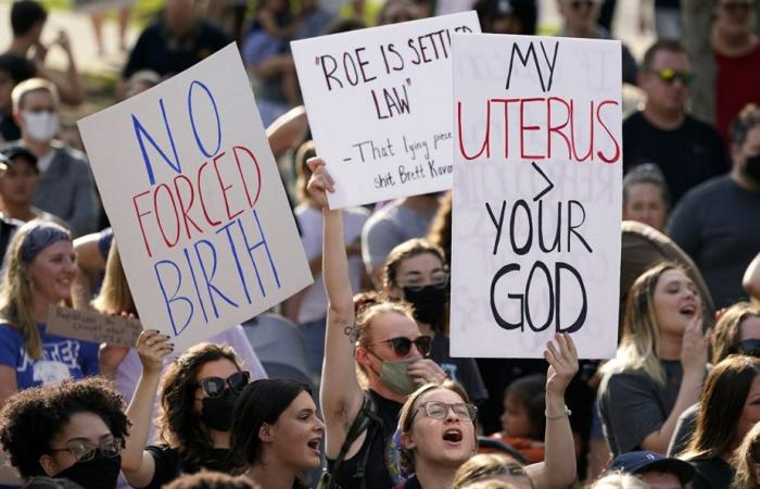 Iowa | La mayoría de los abortos prohibidos después de las seis semanas de embarazo