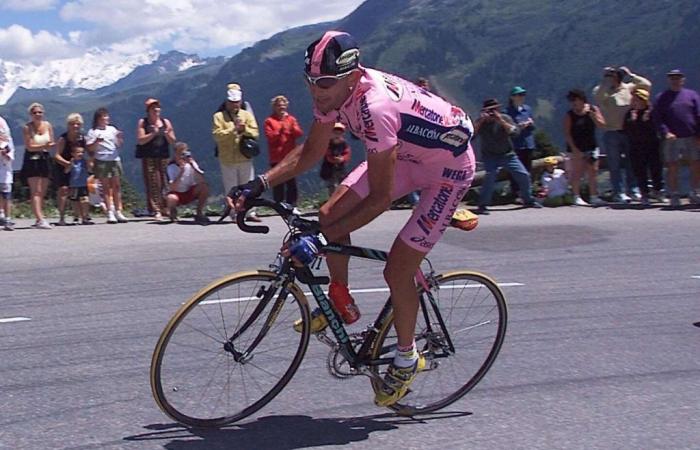 “Con su muerte, Marco Pantani alcanzó el rango de santo y el Tour le concede este año una especie de peregrinación”